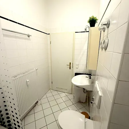 Privat Near Center Of Daire