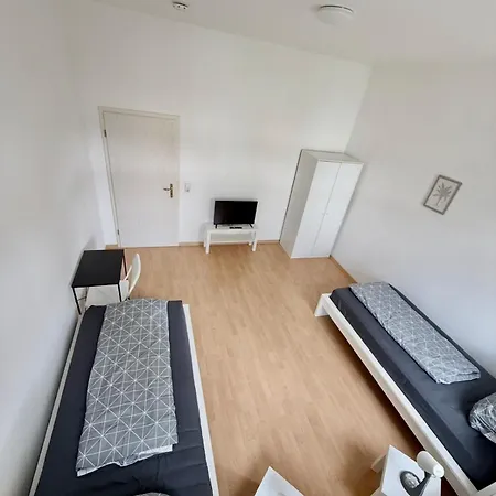 Privat Near Center Of Chemnitz