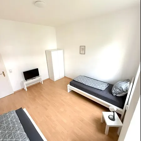 Privat Near Center Of Daire Chemnitz